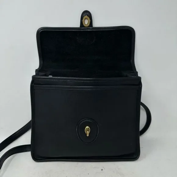 Coach Black Crossbody Bag with Structured Design - Picture 5 of 11